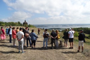 Триполье и затопленная церковь под Ржищевом